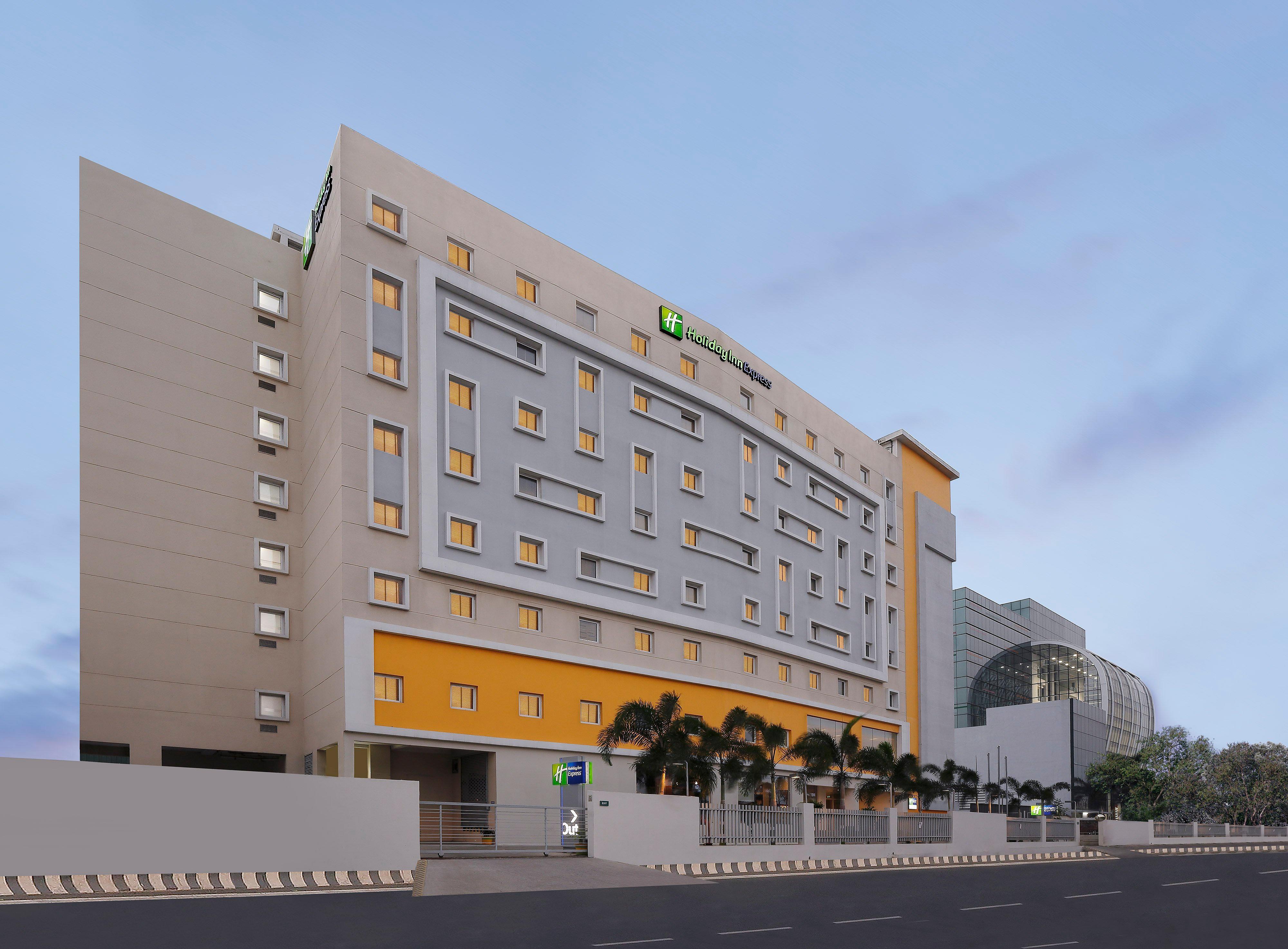 Holiday Inn Express Chennai Omr Thoraipakkam, An Ihg Hotel Zewnętrze zdjęcie